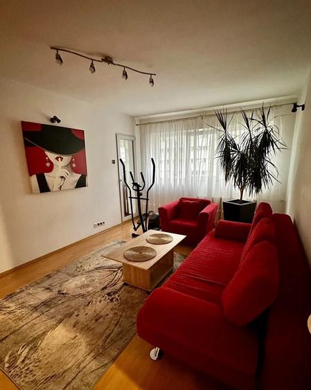 Apartament cu 2 camere semidecomandat în Iancului