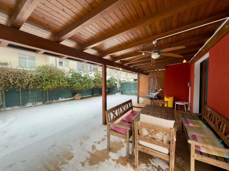 Duplex cu 5 camere cu Canalizare în Pipera