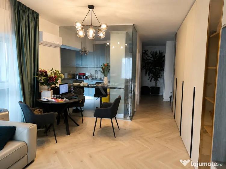Apartament cu 3 camere decomandat în Colentina