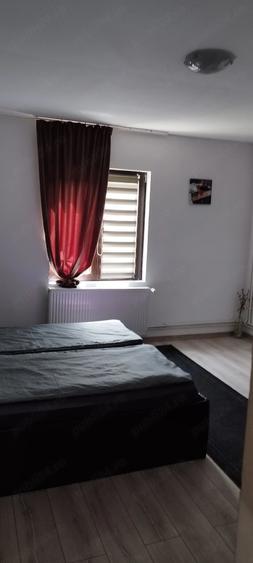 Casă cu Teren 738 Mp în Câmpu Cetății