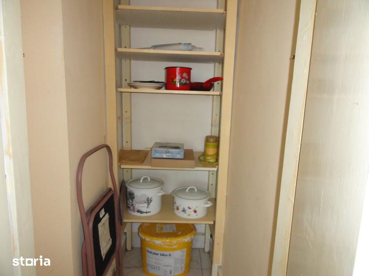 Apartament cu 2 camere decomandat în Romanilor