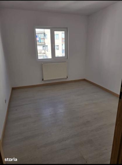 Apartament cu 5 camere în Ostroveni