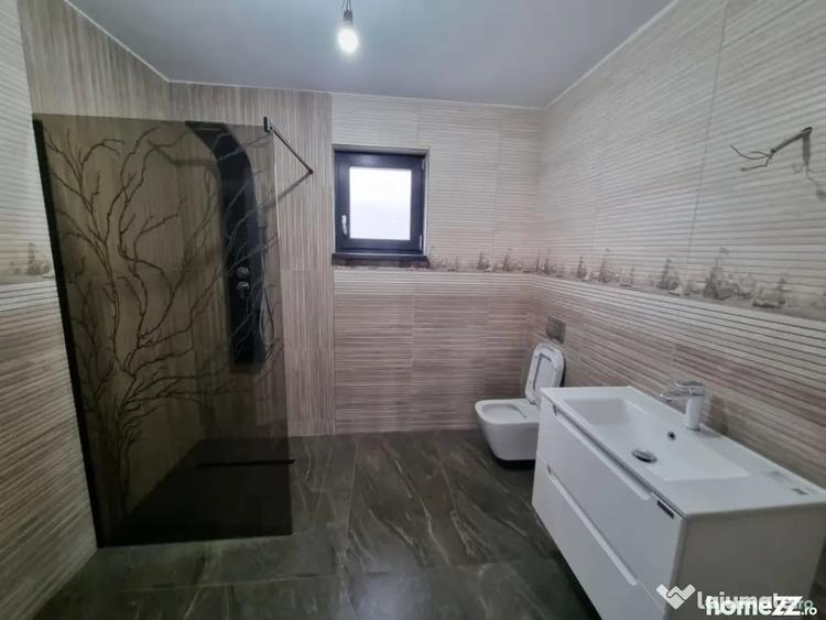 Casă cu 3 camere cu Teren 350 Mp în Central