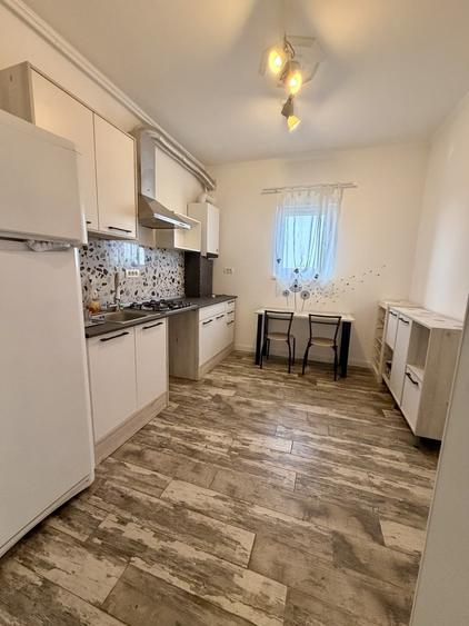 Apartament cu 2 camere decomandat, mobilat în Giarmata-Vii