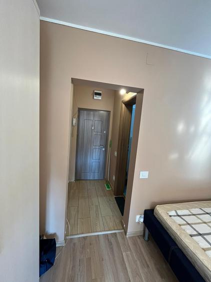 Garsonieră decomandată, mobilată în Dristor