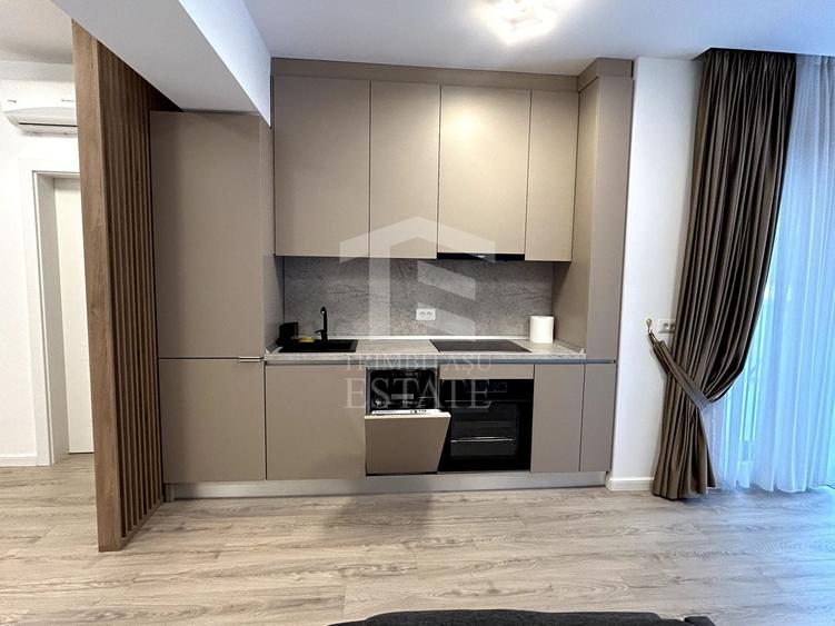 Apartament cu 2 camere semidecomandat, mobilat în Pipera