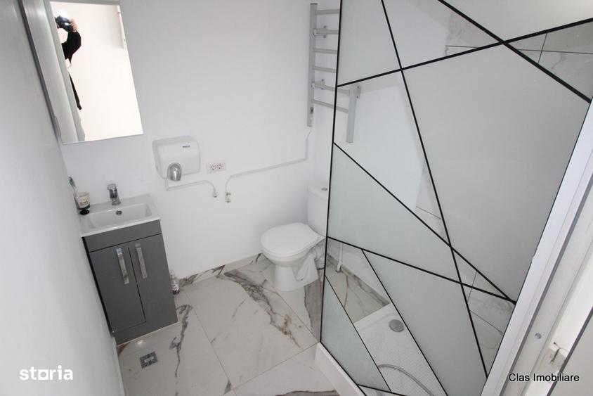 Spațiu comercial, de 407 mp, în Central