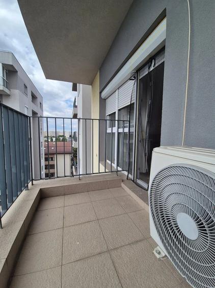 Apartament cu 2 camere decomandat în 1 Decembrie 1918