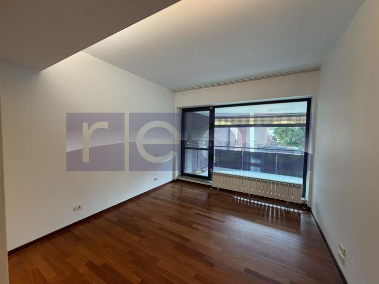 Apartament cu 3 camere, mobilat în Șoseaua Nordului