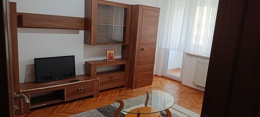 Apartament cu 2 camere decomandat, mobilat în Circumvalațiunii