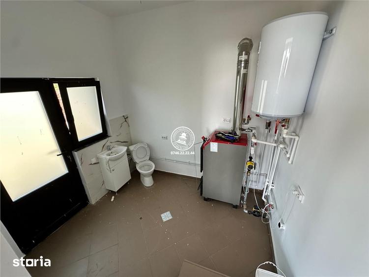 Casă cu 3 camere cu Teren 620 Mp în Grajduri