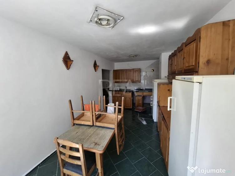 Apartament cu 3 camere decomandat în Gorjului