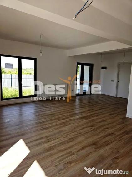 Casă cu 3 camere cu Teren 350 Mp în Vișan