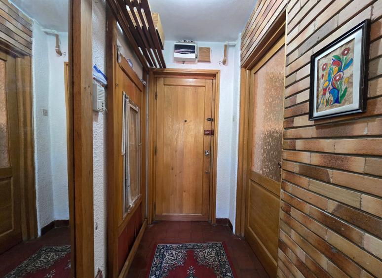 Apartament cu 4 camere decomandat în Ultracentral