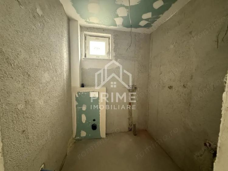 Casă cu 5 camere cu Teren 710 Mp în Ciugud
