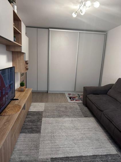 Apartament cu 2 camere decomandat în Brâncoveanu
