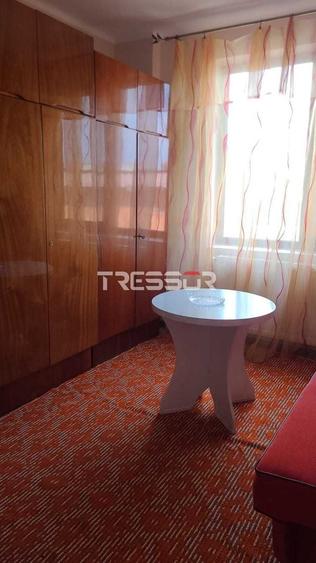 Casă cu 2 camere cu Canalizare în Trocadero