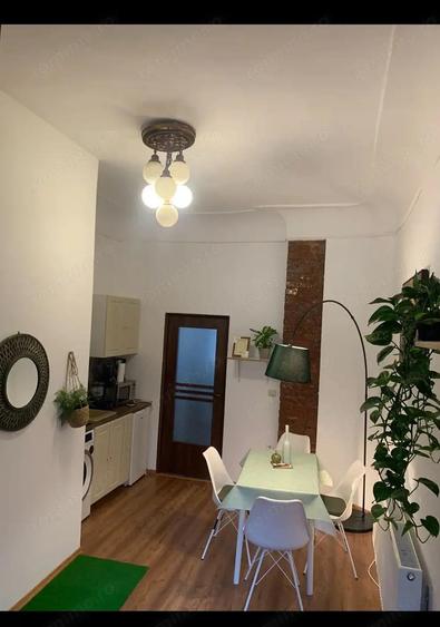 Apartament cu 2 camere, mobilat în Ultracentral