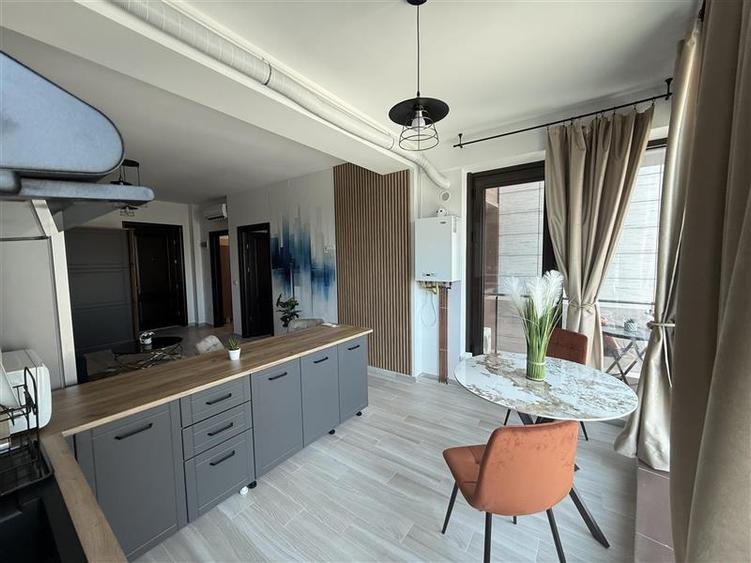 Apartament cu 2 camere decomandat, mobilat în Aeroport