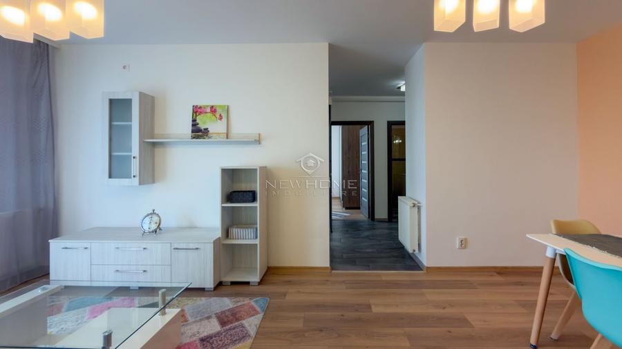 Apartament cu 2 camere semidecomandat, mobilat în Între Lacuri