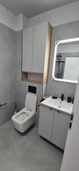 Apartament cu 2 camere decomandat în Lotus