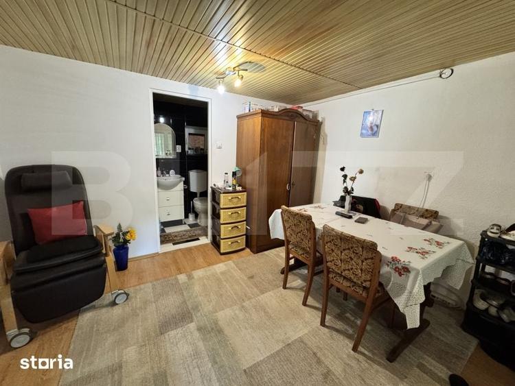Casă cu 2 camere cu Teren 7300 Mp în Central