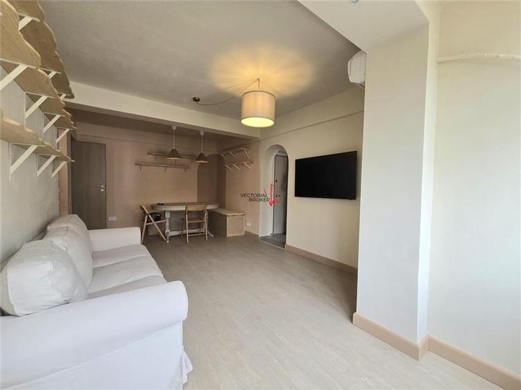 Apartament cu 2 camere semidecomandat în Floreasca