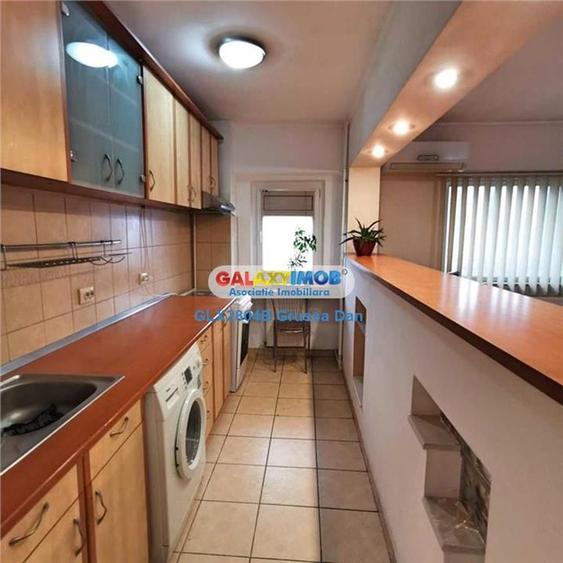 Garsonieră decomandată, mobilată în Vitan