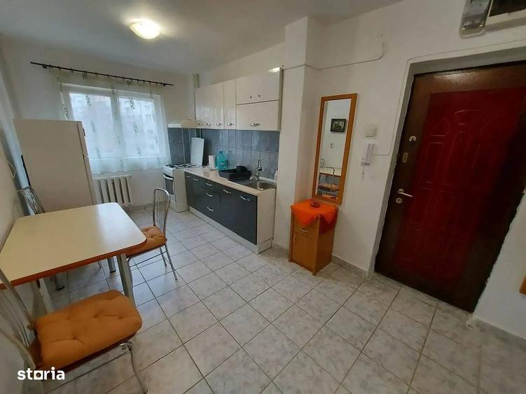 Apartament cu 2 camere semidecomandat în Ștefan cel Mare