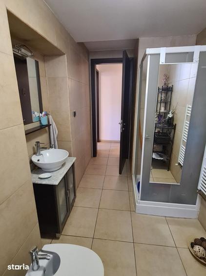 Apartament cu 3 camere în Ultracentral