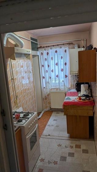 Garsonieră decomandată în Central