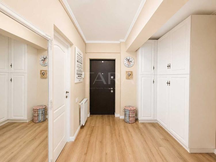 Apartament cu 3 camere semidecomandat, mobilat în Baciu