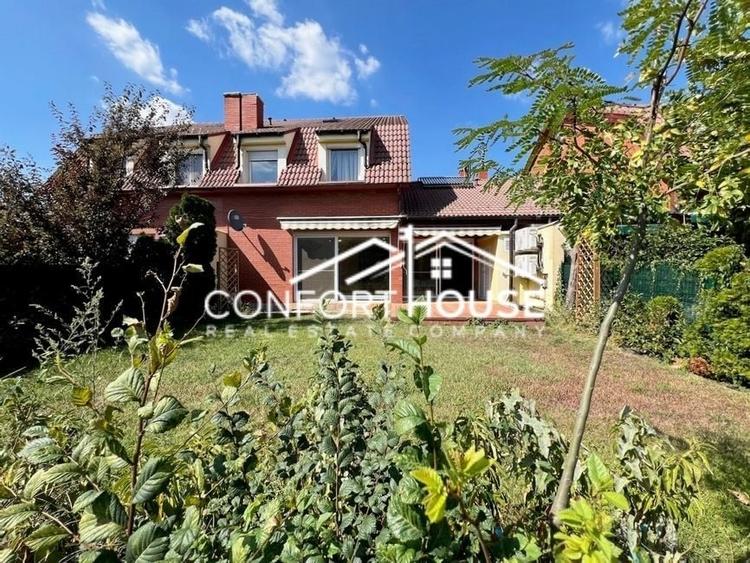 Duplex cu 6 camere cu Piscina în Iancu Nicolae
