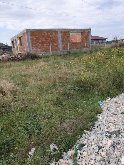 Casă cu 4 camere în Sud