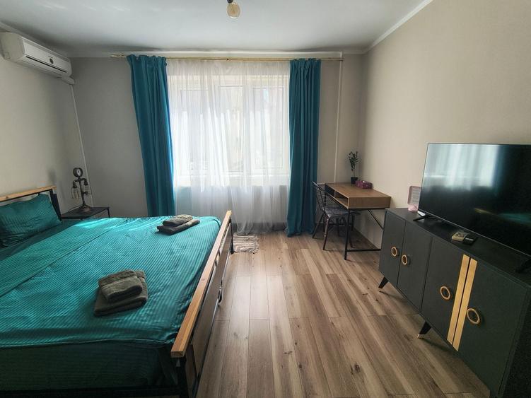 Garsonieră decomandată în P-ța Ovidiu