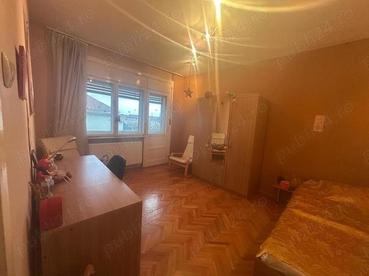 Apartament cu 3 camere decomandat în Lugoj