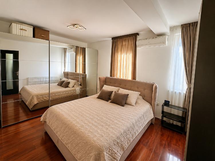 Apartament cu 3 camere decomandat, mobilat în Berceni