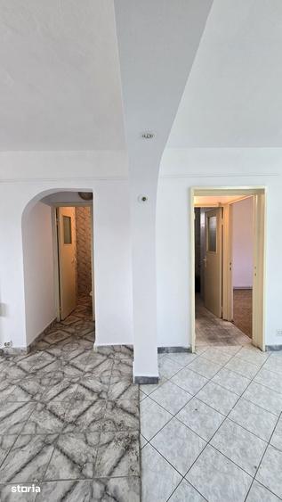 Apartament cu 4 camere în Central