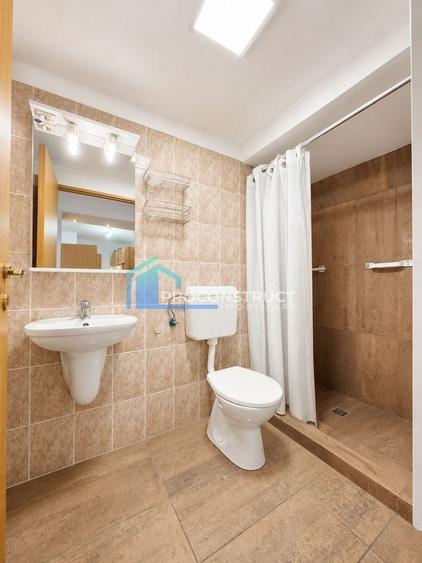 Casă individuală cu 6 camere cu Canalizare în Iosefin
