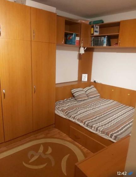 Apartament cu 2 camere semidecomandat în 1 Mai