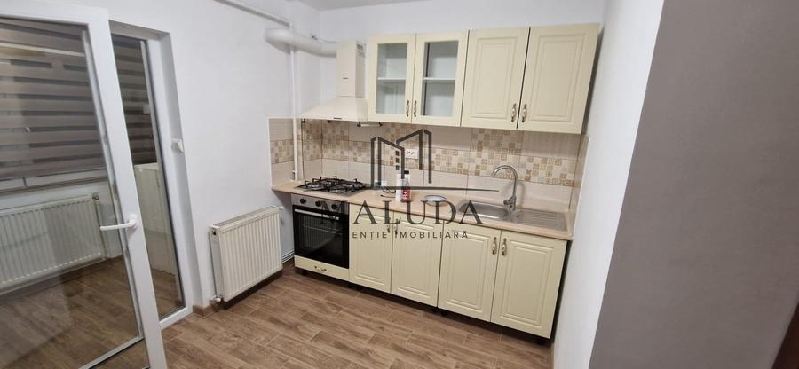 Apartament 3 camere de inchiriat, Eremia - 5