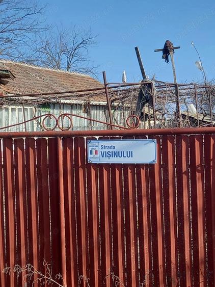 Casă cu 6 camere cu Teren 2191 Mp în Căldărușeanca
