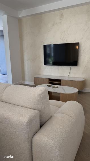 Casă cu 5 camere cu Teren 450 Mp în Snagov