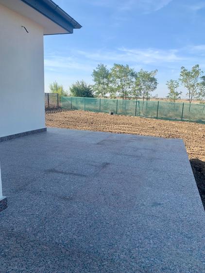Casă individuală cu 4 camere cu Canalizare în Corbeanca