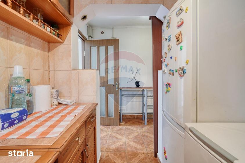 Casă cu 6 camere cu Teren 416.37 Mp în Bartolomeu