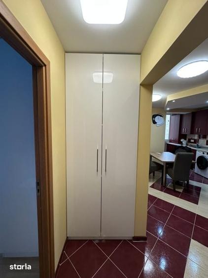 Apartament cu 4 camere în Republicii