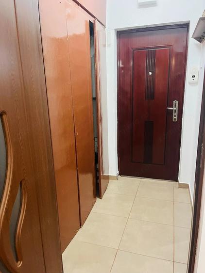 Garsonieră semidecomandată în Brazda lui Novac