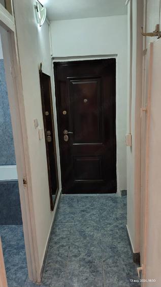 Garsonieră decomandată în Victoria