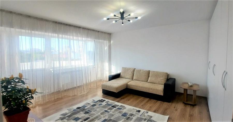 Garsonieră decomandată în P-ța Alba Iulia