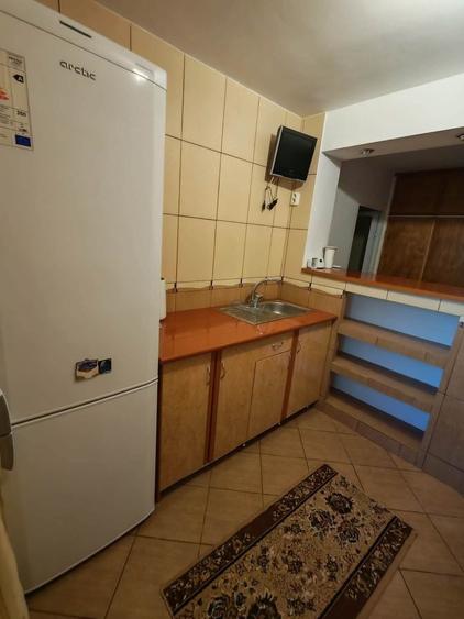 Apartament cu 3 camere decomandat în E3